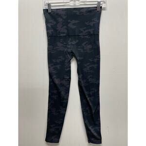 Spanx Seamless Leggings Camo Women Size L High Rise Pull On Slim Fit Camouflaged